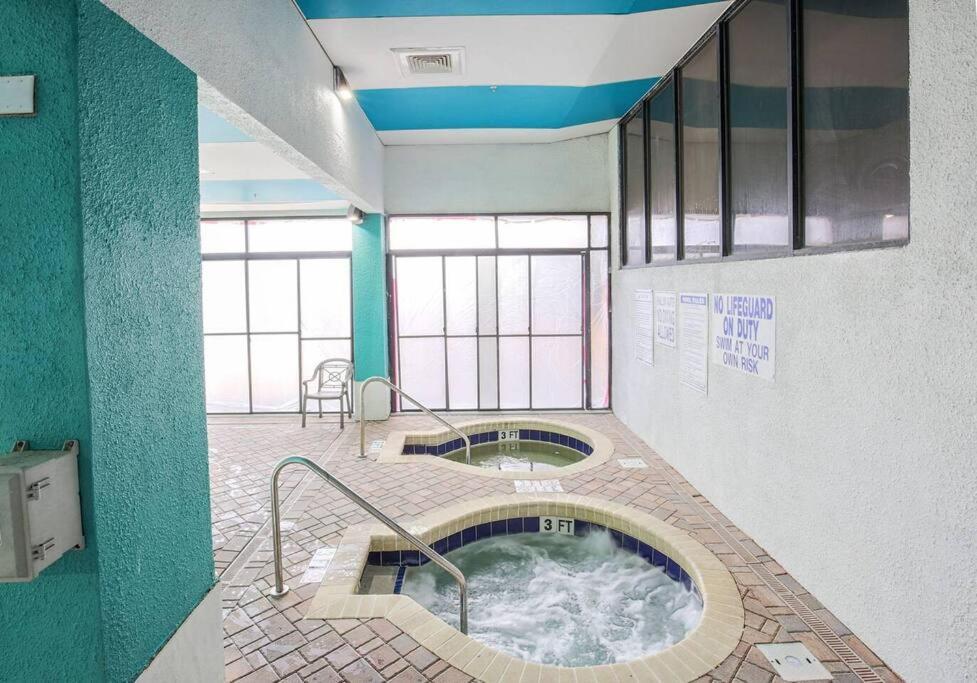 Upscale Oceanview 1Br Dog Friendly! 1104 Lägenhet Myrtle Beach Exteriör bild